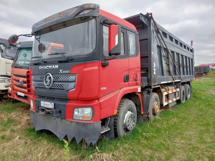 Автомобиль - самосвал SHACMAN SX33186V366