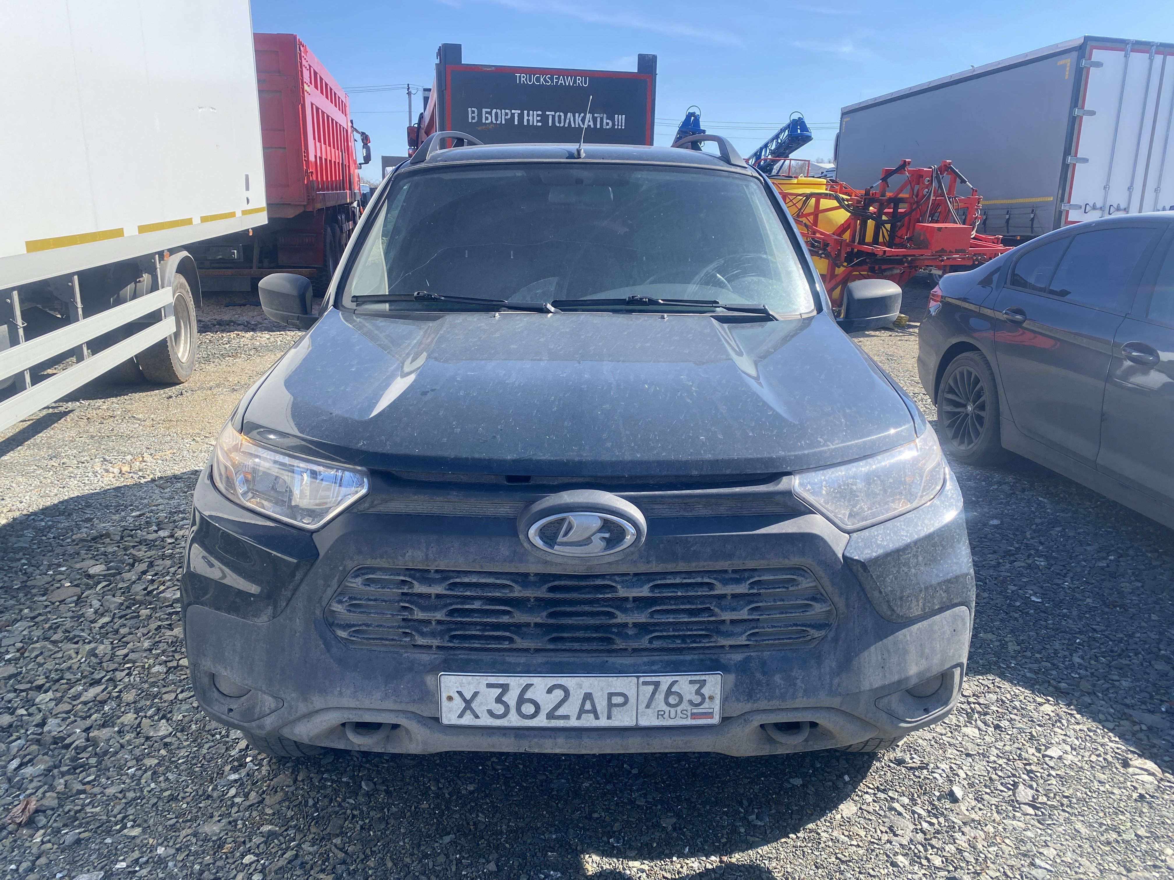 LADA Niva Travel фото 2